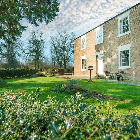 Cundall Farm Bed & Breakfast 5*